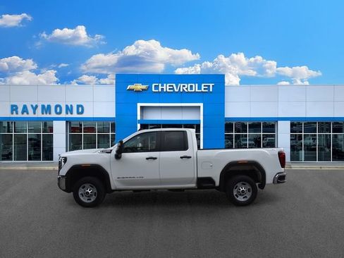 Certified 2024 GMC Sierra 2500 Pro w/ Convenience Package AWD/4WD image 6