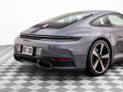 Certified 2025 Porsche 911 Carrera image 37