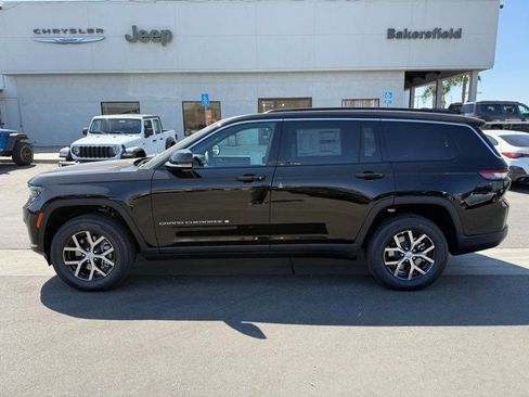 New 2025 Jeep Grand Cherokee L Limited w/ Luxury Tech Group II image 3