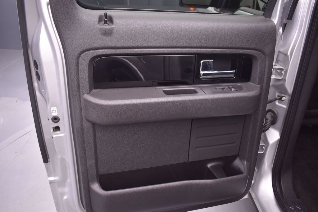 Used 2014 Ford F150 Limited AWD/4WD image 25
