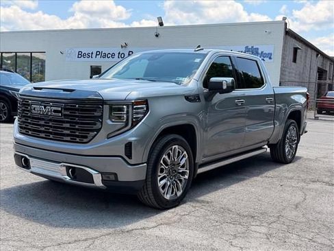 Used 2023 GMC Sierra 1500 Denali Ultimate AWD/4WD image 10
