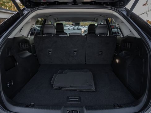 Used 2024 Ford Edge Titanium image 21