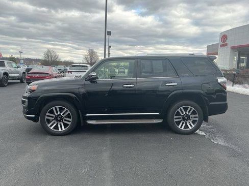 Used 2016 Toyota 4Runner Limited image 8