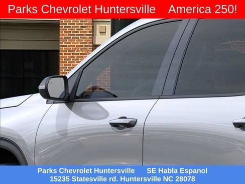New 2026 Chevrolet Traverse LT w/ Midnight/Sport Edition FWD image 12