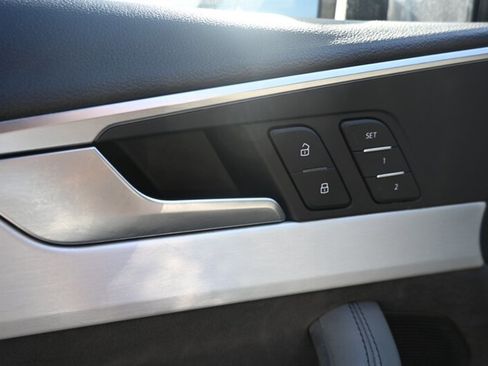 Used 2019 Audi S4 Premium Plus w/ Premium Plus Package image 18