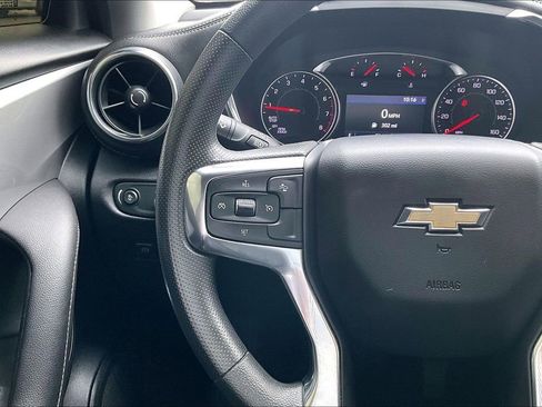 Used 2023 Chevrolet Blazer LT image 24