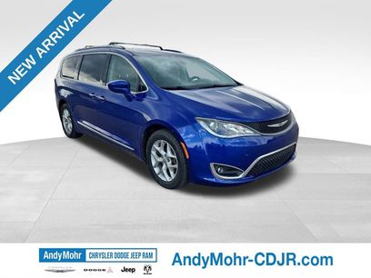 Used 2018 Chrysler Pacifica Touring-L Plus w/ Tire & Wheel Group