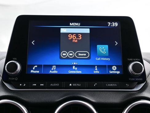 Used 2023 Nissan Sentra SR w/ Electronics Package FWD image 17