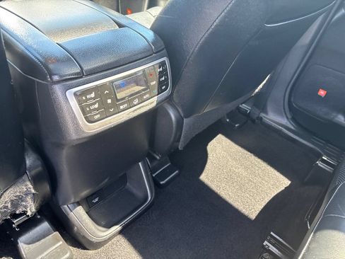 Used 2017 Toyota Highlander Limited Platinum AWD/4WD image 23
