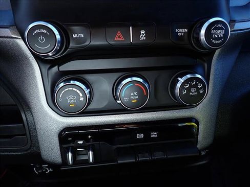 Used 2022 RAM 3500 Tradesman AWD/4WD image 17