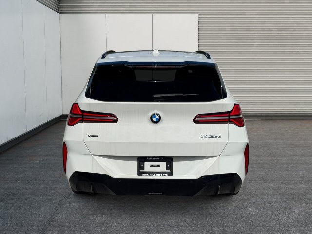 Certified 2025 BMW X3 xDrive30i w/ Premium Package AWD/4WD image 4