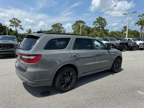 Used 2023 Dodge Durango R/T w/ Hemi Orange Plus Package AWD/4WD image 3