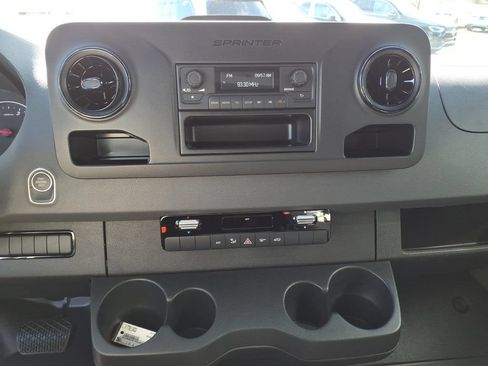 Used 2026 Mercedes-Benz Sprinter 2500 image 22