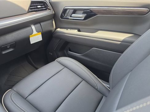 New 2026 Chevrolet Tahoe Premier AWD/4WD image 18