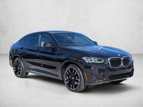 Used 2022 BMW X4 M40i w/ Premium Package image 3