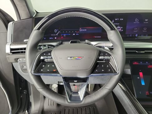 Certified 2026 Cadillac Escalade V AWD/4WD image 22