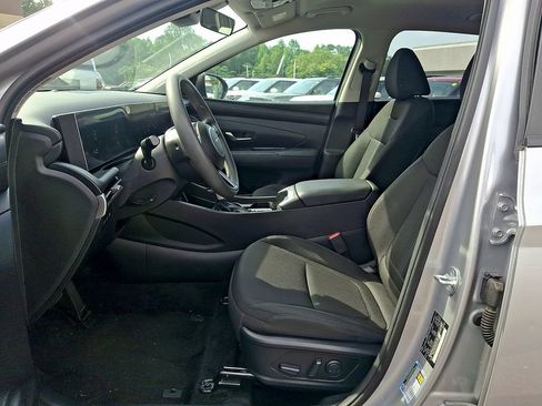 Used 2025 Hyundai Tucson SEL FWD image 13