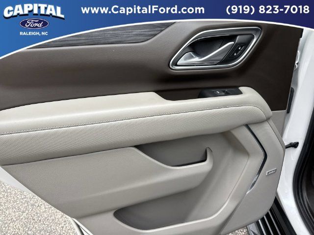 Used 2021 GMC Yukon SLT w/ SLT Premium Package AWD/4WD image 17