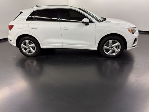 Used 2022 Audi Q3 2.0T Premium AWD/4WD image 8