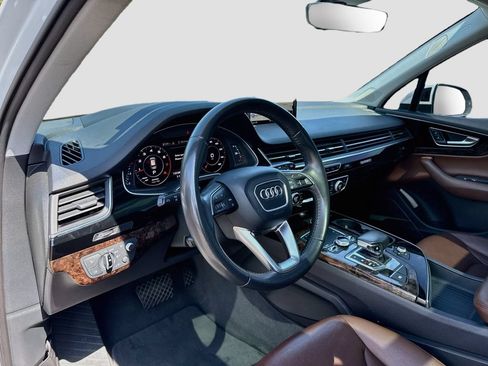 Used 2018 Audi Q7 3.0T Prestige AWD/4WD image 10