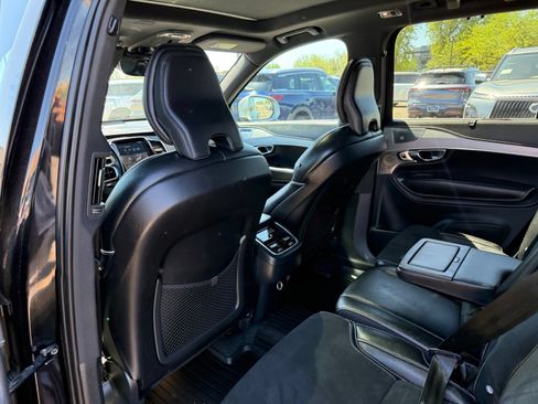 Used 2019 Volvo XC90 T6 R-Design w/ Advanced Package AWD/4WD image 12
