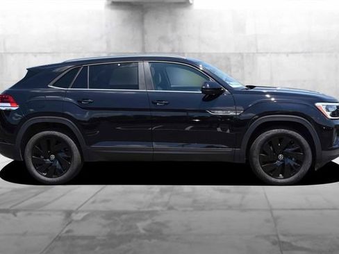 Certified 2026 Volkswagen Atlas Cross Sport SE AWD/4WD image 5