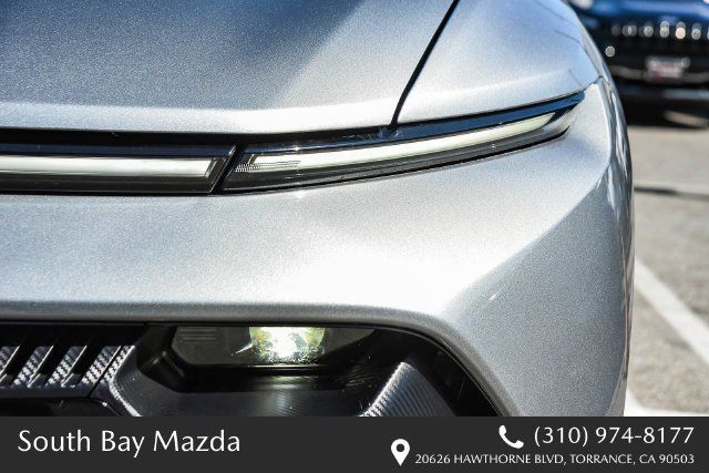 Used 2024 Chevrolet Equinox EV RS FWD image 4