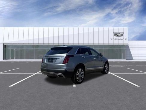 Certified 2024 Cadillac XT5 Premium Luxury w/ LPO, Floor Liner Package AWD/4WD image 3