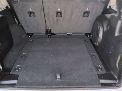 Used 2022 Jeep Wrangler Unlimited Sahara w/ Cold Weather Group image 34