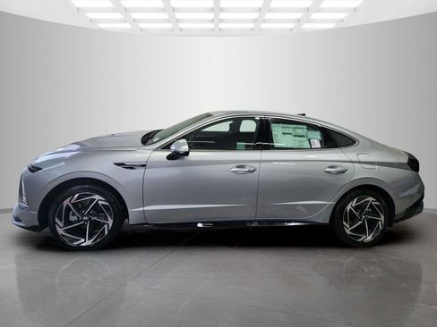 New 2026 Hyundai Sonata SEL FWD image 4