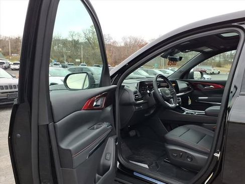 New 2026 Chevrolet Traverse Z71 w/ Enhanced Driving Package image 10