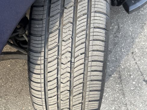 Used 2019 RAM 1500 Express image 13