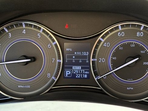 Used 2018 INFINITI QX80 4WD w/ Deluxe Technology Package image 38