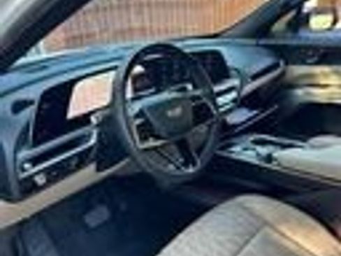 Used 2024 Cadillac Lyriq Sport w/ Nappa Leather Package AWD/4WD image 3