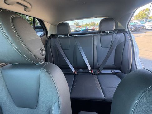 Used 2025 Buick Encore GX Preferred image 37