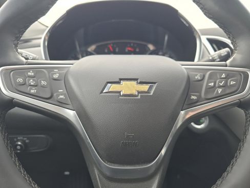 Used 2023 Chevrolet Equinox LT image 24