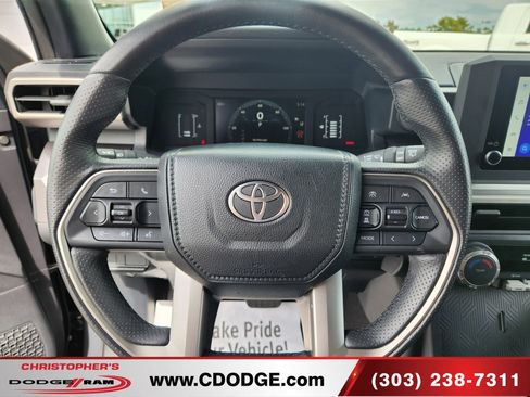 Used 2025 Toyota 4Runner SR5 image 12