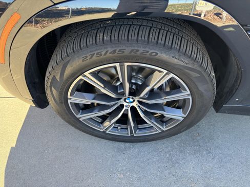 Certified 2025 BMW X6 xDrive40i image 13