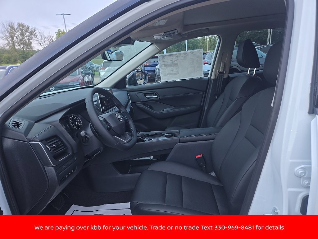 New 2026 Nissan Rogue Dark Armor AWD/4WD image 9