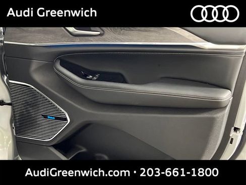 Used 2024 Jeep Grand Cherokee Overland w/ Trailer Tow Package AWD/4WD image 11
