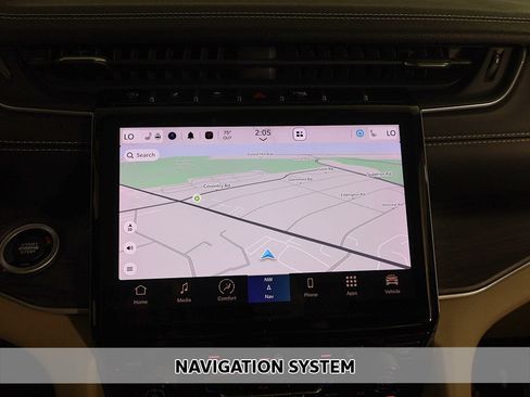 Used 2021 Jeep Grand Cherokee L Limited AWD/4WD image 3
