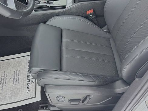 Used 2025 Audi Q5 Premium Plus w/ Premium Plus AWD/4WD image 20