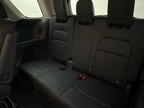 New 2026 Nissan Pathfinder SL w/ SL Premium Package FWD image 17