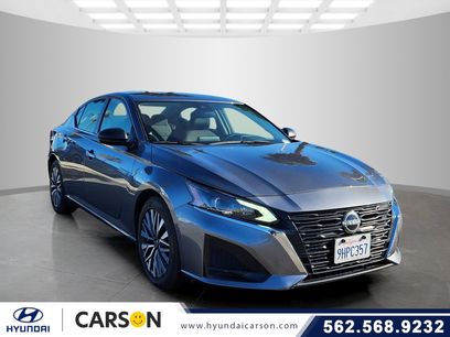 Used 2024 Nissan Altima 2.5 SV