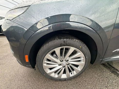 New 2026 Buick Envision Avenir image 10