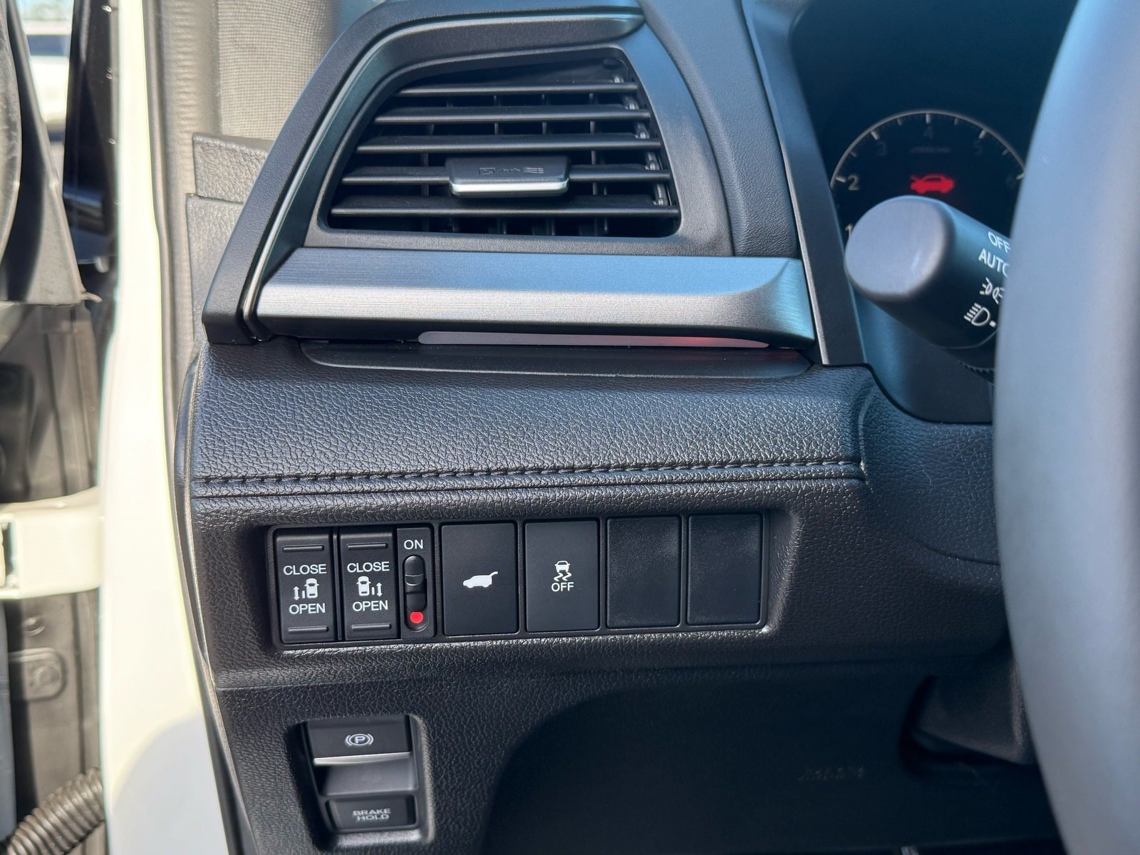 Certified 2026 Honda Odyssey Sport-L image 16