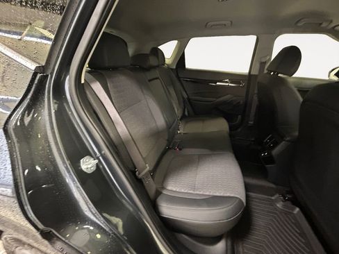 Used 2024 Kia Seltos S image 11