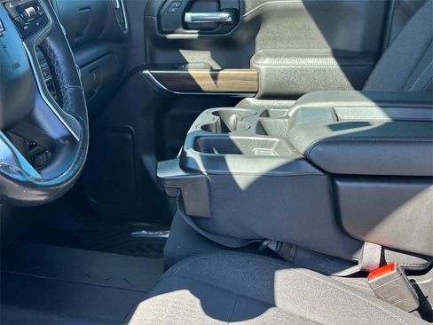 Used 2022 Chevrolet Silverado 1500 RST image 10