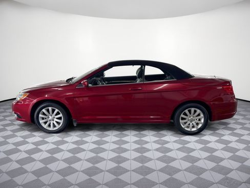 Used 2013 Chrysler 200 Touring FWD image 32