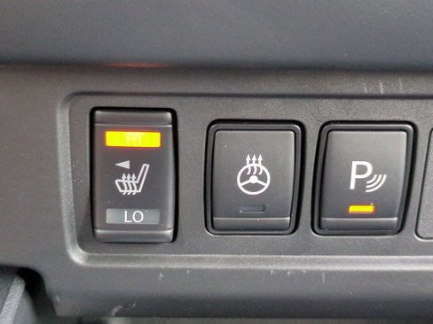 New 2026 Nissan Frontier SV image 22